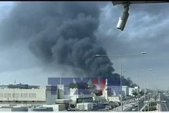 Iran tiến hành đợt tấn công tên lửa mới nhằm vào Israel và Mỹ