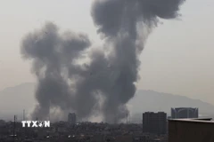 Khói bốc lên sau một vụ nổ ở thủ đô Tehran, Iran ngày 28/2/2026. (Ảnh: The Times of Israel/TTXVN)