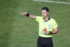 Trọng tài Payam Heydari. (Nguồn: Tasnim News Agency).