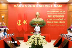 Tổng Bí thư, Chủ tịch nước Tô Lâm chủ trì Phiên họp chuyên đề về công tác chuyển đổi số trong hệ thống chính trị, chiều 25/6/2026. (Ảnh: Thống Nhất/TTXVN)