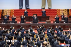 Nhà lãnh đạo Triều Tiên Kim Jong Un (thứ 4, trái) tại kỳ họp thứ nhất của Quốc hội tại Bình Nhưỡng, ngày 22/3/2026. (Ảnh: Yonhap/TTXVN)