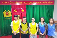 Các đối tượng trong đường dây lừa đảo bị bắt giữ.