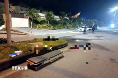 Hiện trường trên đường Võ Nguyên Giáp (phường Đồng Hới, Quảng Trị) nơi phát hiện 3 người tử vong bất thường. (Ảnh: TTXVN phát)