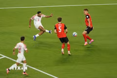 Ali Olwan ghi bàn nhưng Jordan vẫn phải nhận thất bại ngày ra quân World Cup 2026. (Ảnh: AFP/TTXVN)