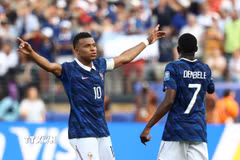 Mbappe tỏa sáng giúp Pháp thẳng tiến vòng 1/8 World Cup 2026. (Ảnh: AFP/TTXVN)