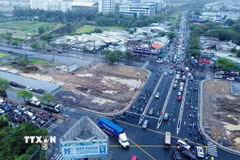 Nút giao đường Nguyễn Văn Linh-Nguyễn Hữu Thọ. (Ảnh: TTXVN phát)