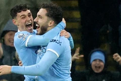 Man City chỉ còn kém Arsenal đúng 2 điểm. (Nguồn: ESPN)