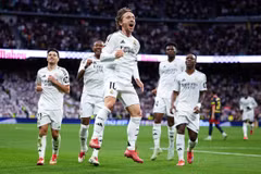 Modric lập siêu phẩm giúp Real Madrid giành chiến thắng. (Nguồn: Getty Images)