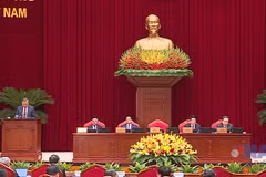 Toàn cảnh ngày làm việc thứ nhất Hội nghị Trung ương 14 khóa XIII