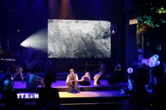 Một tiết mục kịch đặc sắc tại chương trình. (Ảnh: Thu Hương/TTXVN)