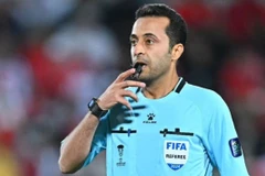 Trọng tài Mooud Bonyadifard bắt chính trận U22 Việt Nam-U22 Thái Lan.