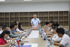 Phó Thủ tướng Thường trực Chính phủ Nguyễn Hòa Bình phát biểu tại buổi làm việc. (Ảnh: Thanh Tuấn/TTXVN)