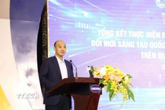 Phó Chủ tịch UBND thành phố Đà Nẵng Lê Quang Nam phát biểu tại Hội nghị. (Ảnh: Khoa Chương/TTXVN)