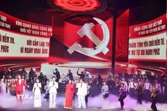 Tiết mục biểu diễn tại Chương trình hòa nhạc chính luận nghệ thuật đặc biệt “Mãi mãi niềm tin theo Đảng.” (Ảnh: Minh Đức/TTXVN)