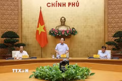Phó Thủ tướng Lê Tiến Châu chủ trì họp Ban Chỉ đạo xây dựng trường học cho các xã biên giới. (Ảnh: Lâm Khánh/TTXVN)
