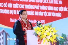 Thủ tướng Phạm Minh Chính phát biểu tại lễ khởi công Dự án đầu tư cơ sở vật chất cho trường phổ thông vùng cao Việt Bắc, Thái Nguyên. (Ảnh: Dương Giang/TTXVN)