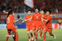 Việt Nam là đội duy nhất toàn thắng ở vòng bảng AFF Cup nữ 2025. (Ảnh: Minh Quyết/TTXVN)
