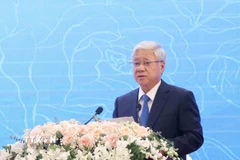 Chủ tịch Ủy ban Trung ương Mặt trận Tổ quốc Việt Nam Đỗ Văn Chiến đã có thư chúc mừng đồng chí Sinlavong Khoutphaythoune. (Ảnh: Phương Hoa/TTXVN)