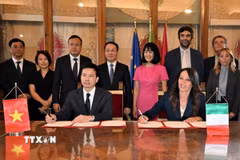 Hà Nội và Rome (Italy) ký Tuyên bố chung tăng cường hợp tác toàn diện. (Ảnh: TTXVN phát)