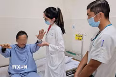 Sức khỏe bệnh nhân hồi phục tốt sau can thiệp. (Ảnh: TTXVN phát)