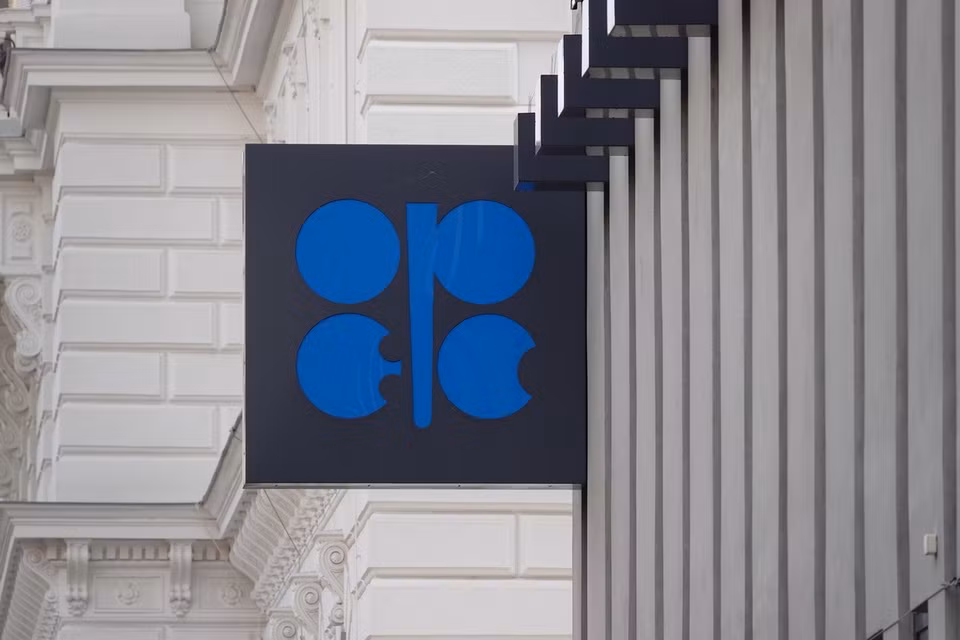 Biểu tượng của OPEC tại trụ sở tổ chức ở Vienna, Áo. (Nguồn: THX/TTXVN)