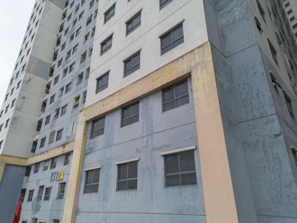 Tòa nhà CT12A, khu đô thị Kim Văn-Kim Lũ (phường Đại Kim, quận Hoàng Mai, Hà Nội) là nơi đã xảy ra sự cố hỏng 3 thang máy cùng một lúc vào tối ngày 7/1. (Ảnh: Minh Nghĩa/TTXVN)