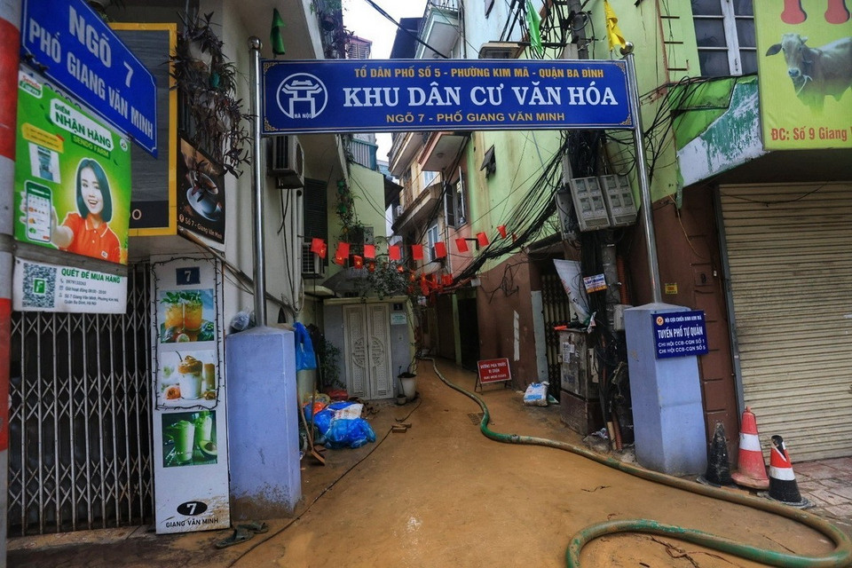 Ngõ 7 phố Giang Văn Minh đã được dọn dẹp sau sự cố xảy ra. (Ảnh: Tuấn Anh/TTXVN)