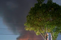 Cháy lớn bên trong Công ty phụ tùng ô tô trên đường Lê Quang Đạo, Thành phố Hồ Chí Minh