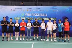 Ban tổ chức tri ân nhà tài trợ đồng hành. (Ảnh: PV/Vietnam+)