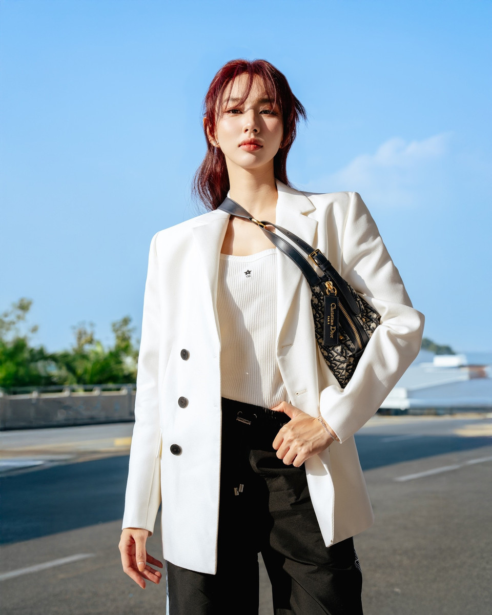 Tổ chức Miss Grand Vietnam chính thức thông báo Hoa hậu Nguyễn Thúc Thùy Tiên vừa vinh dự trở thành “Friend of House” (tạm dịch: “Người bạn đồng hành của thương hiệu”) của Dior. Cô là nghệ sỹ Việt Nam đầu tiên nhận được ưu ái này của nhà mốt hàng đầu thế giới. (Ảnh: CTV/Vietnam+)