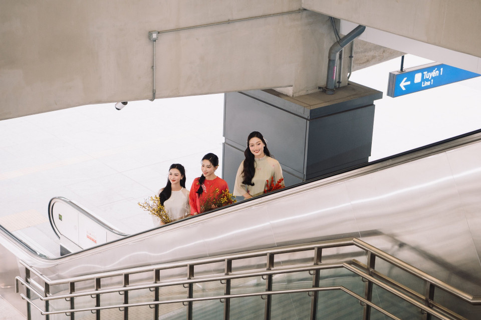 Những hình ảnh được thực hiện ở ga tàu Metro Thành phố Hồ Chí Minh. (Ảnh: CTV/Vietnam+)