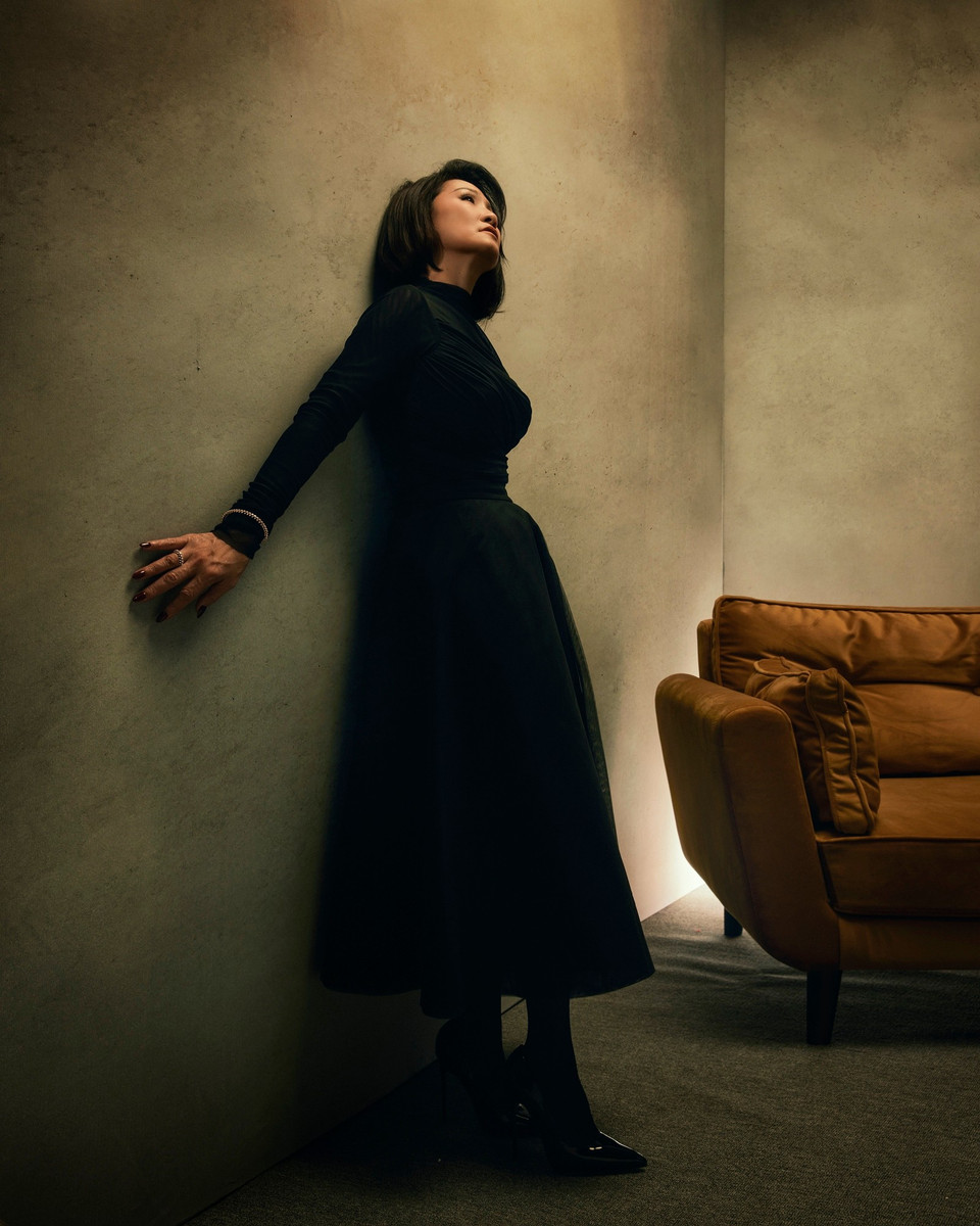 Bằng tài năng và sự tận tâm với nghề, nghệ sỹ Hồng Đào không chỉ xây dựng một sự nghiệp vững chắc mà còn trở thành hình mẫu lý tưởng của nhiều thế hệ nghệ sỹ trẻ. (Ảnh: CTV/Vietnam+)