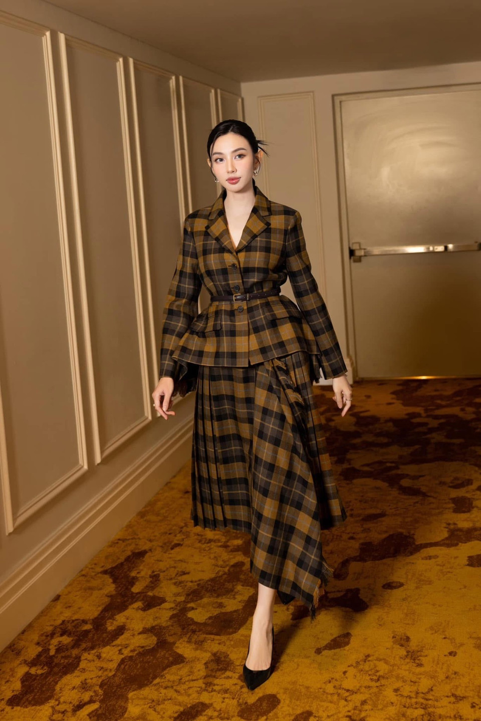 Với việc trở thành “Friend of House,” người hâm mộ cũng mong ngóng sự xuất hiện đầu tiên của Thùy Tiên tại sàn diễn thời trang danh giá Paris Fashion Week Xuân – Hè 2025. Đây là sự kiện quan trọng, đánh dấu cột mốc đầu tiên trong hành trình trở thành một phần của thương hiệu quốc tế và khởi đầu cho những dự án hợp tác thời gian tới. (Ảnh: CTV/Vietnam+)