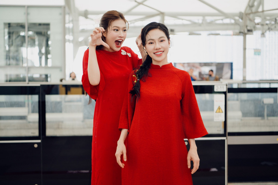 Hoa hậu Thiên Ân cũng đánh dấu bước ngoặt mới vai trò diễn viên khi có vai chính đầu tiên trong phim điện ảnh “Nụ hôn bạc tỷ.” Đó là kết quả của sự cố gắng, kiên trì để chứng tỏ được khả năng trong lĩnh vực diễn xuất của người đẹp. (Ảnh: CTV/Vietnam+)