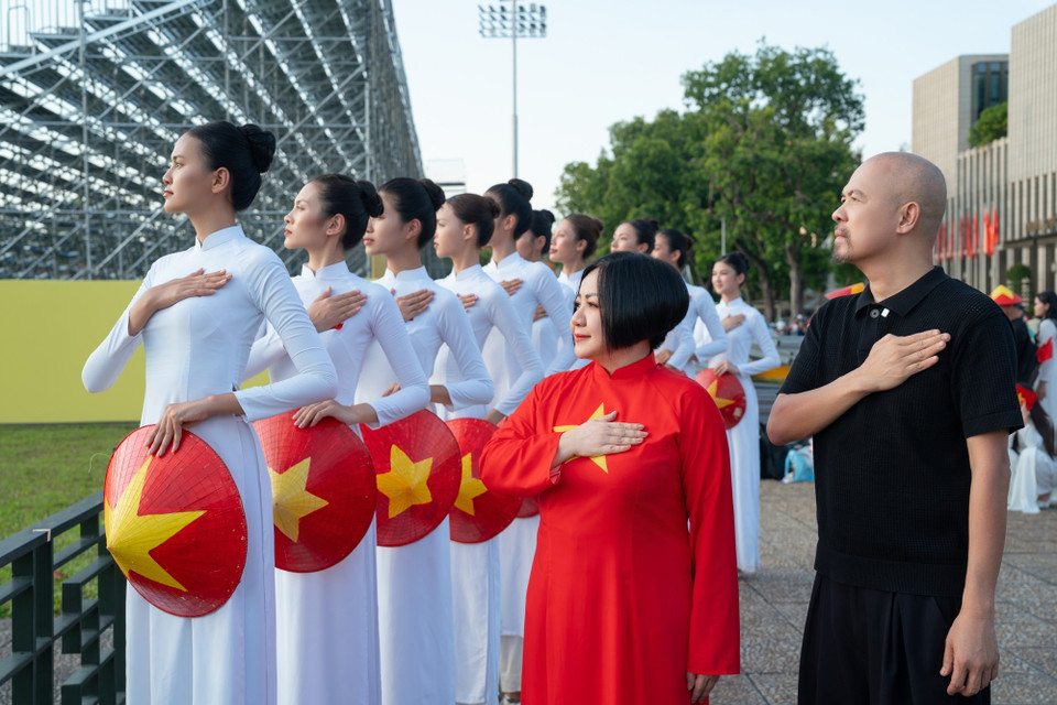 “Người mẫu thế hệ mới không chỉ cần bản lĩnh nghề nghiệp mà còn phải biết kết nối và lan tỏa những giá trị tốt đẹp đến cộng đồng” là thông điệp mà ban tổ chức cuộc thi muốn gửi gắm. (Ảnh: CTV/Vietnam+)