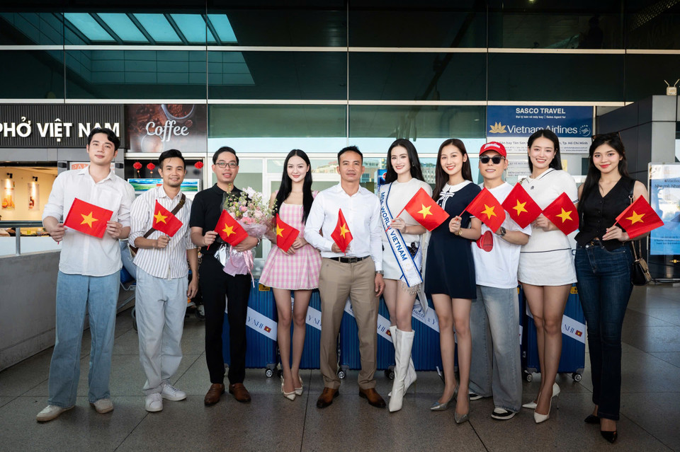 “Tôi cố gắng chuẩn bị tốt nhất trong khả năng của mình và hiện đã sẵn sàng về mọi mặt. Tôi đang rất háo hức để bắt đầu hành trình Miss World, mong chờ gặp những người bạn mới và những trải nghiệm tuyệt vời tại cuộc thi. Với tâm thế nghiêm túc và luôn sẵn sàng học hỏi, tôi sẽ nỗ lực hết mình,” Ý Nhi thể hiện quyết tâm. (Ảnh: CTV/Vietnam+)