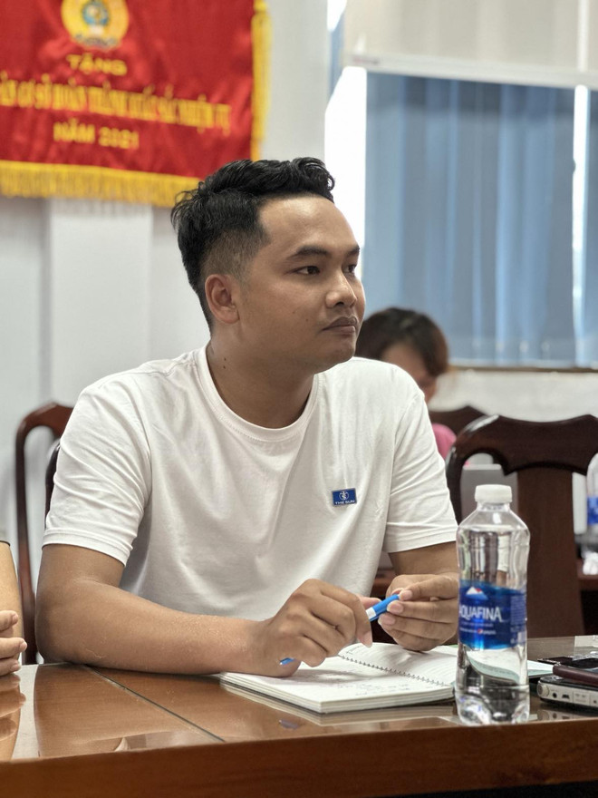 Những nhóm cộng đồng giúp người có HIV “bước ra ánh sáng” ảnh 3