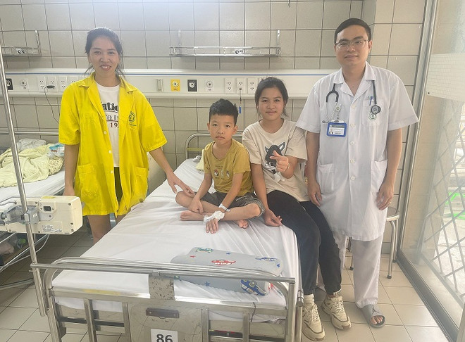 Bé gái 11 tuổi cứu em bị đuối nước nhờ kiến thức được học ở trường ảnh 1