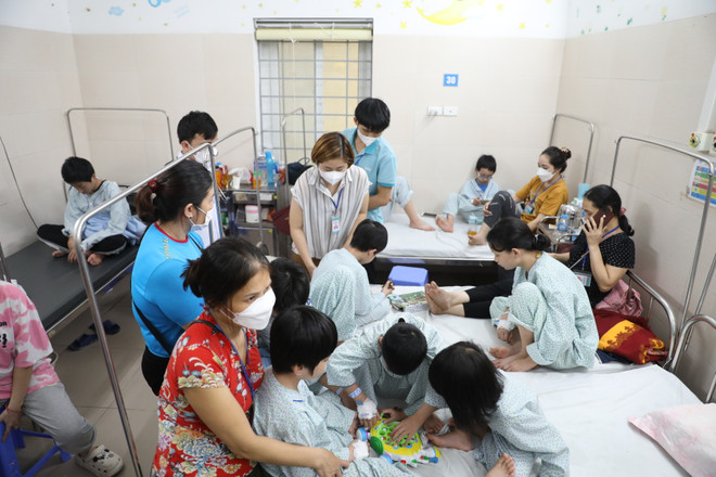 Chuyên gia lý giải nguyên nhân khiến trẻ ốm liên tục hậu COVID-19 ảnh 1