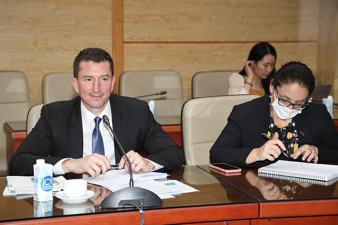 Sự giúp đỡ của Australia góp phần giúp Việt Nam khống chế dịch bệnh ảnh 2