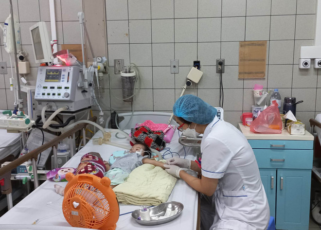 Hội nghị nhi khoa Việt-Mỹ cập nhật kỹ thuật mới điều trị bệnh ở trẻ em ảnh 1