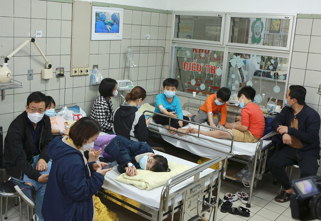 Bệnh viện Bạch Mai xét nghiệm làm rõ nguyên nhân trẻ ngộ độc thức ăn ảnh 1 Bệnh viện Bạch Mai xét nghiệm làm rõ nguyên nhân trẻ ngộ độc thức ăn ảnh 1