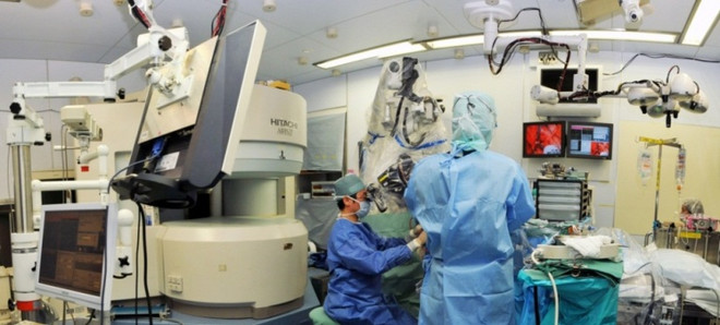 Ứng dụng cộng hưởng từ có thể tạo bước ngoặt cho phẫu thuật thần kinh ảnh 1