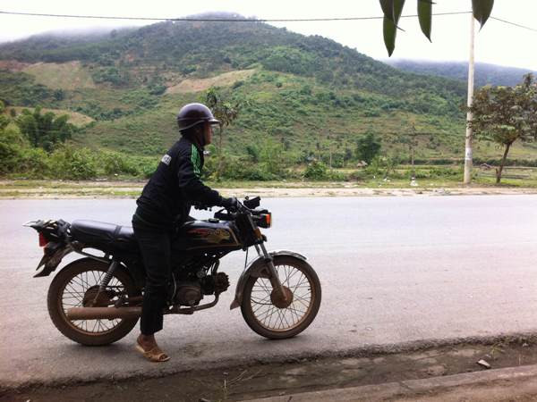 Những người vượt hơn 50km mỗi ngày để uống Methadone ảnh 1