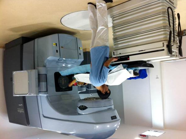 Đưa vào hoạt động máy xạ trị gia tốc hiện đại nhất Việt Nam ảnh 1