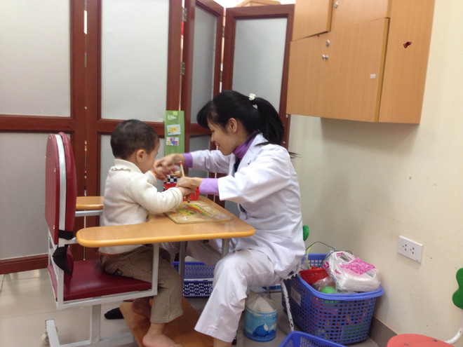 Hành trình gian nan ở những lớp học can thiệp điều trị trẻ tự kỷ ảnh 1