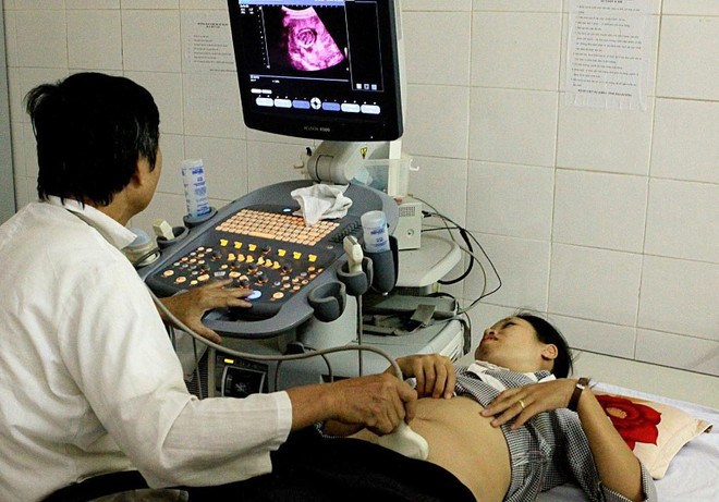 Tư vấn vô sinh miễn phí cho các cặp vợ chồng hiếm muộn ảnh 1