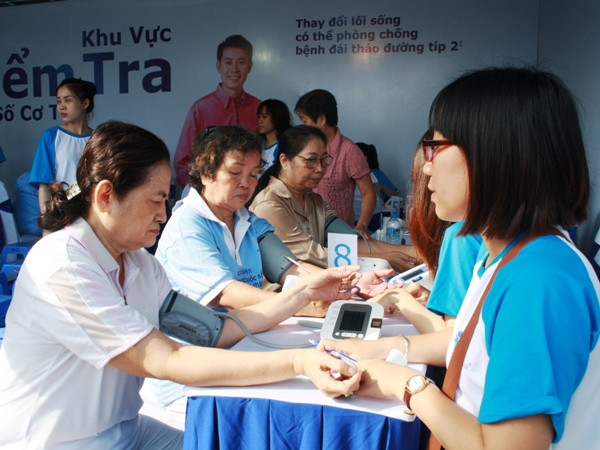 Trẻ vị thành niên: Không thể lơ là về bệnh đái tháo đường ảnh 1