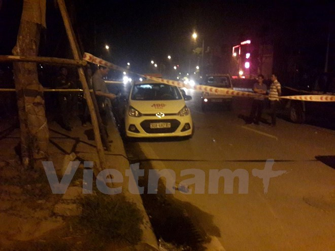 Lái xe taxi bị cứa cổ ở đường Võ Chí Công đã được cấp cứu kịp thời ảnh 1