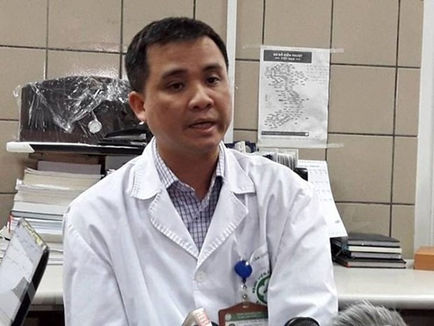 Tiến sỹ Nguyễn Trung Nguyên - Giám đốc Trung tâm Chống độc. (Ảnh: PV/Vietnam+) Một phụ nữ bị sốc nặng và suýt tử vong vì trị mụn lưng ở Spa ảnh 1